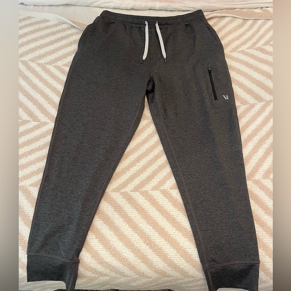 Men's Vuori Gray Jogger Pants